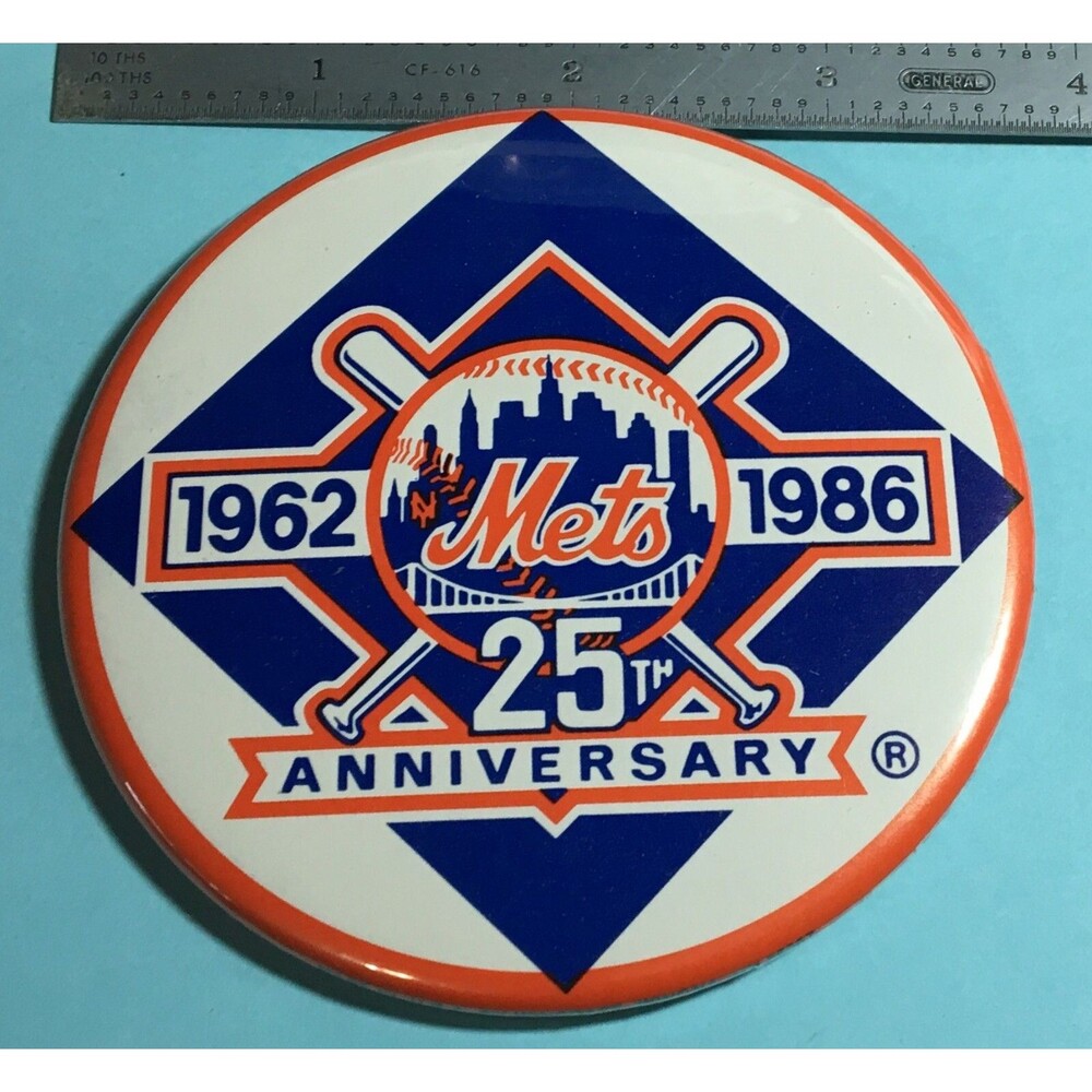 1962-1986  New York Mets 25th Anniversary  Pinback Button MLB dated on curl!